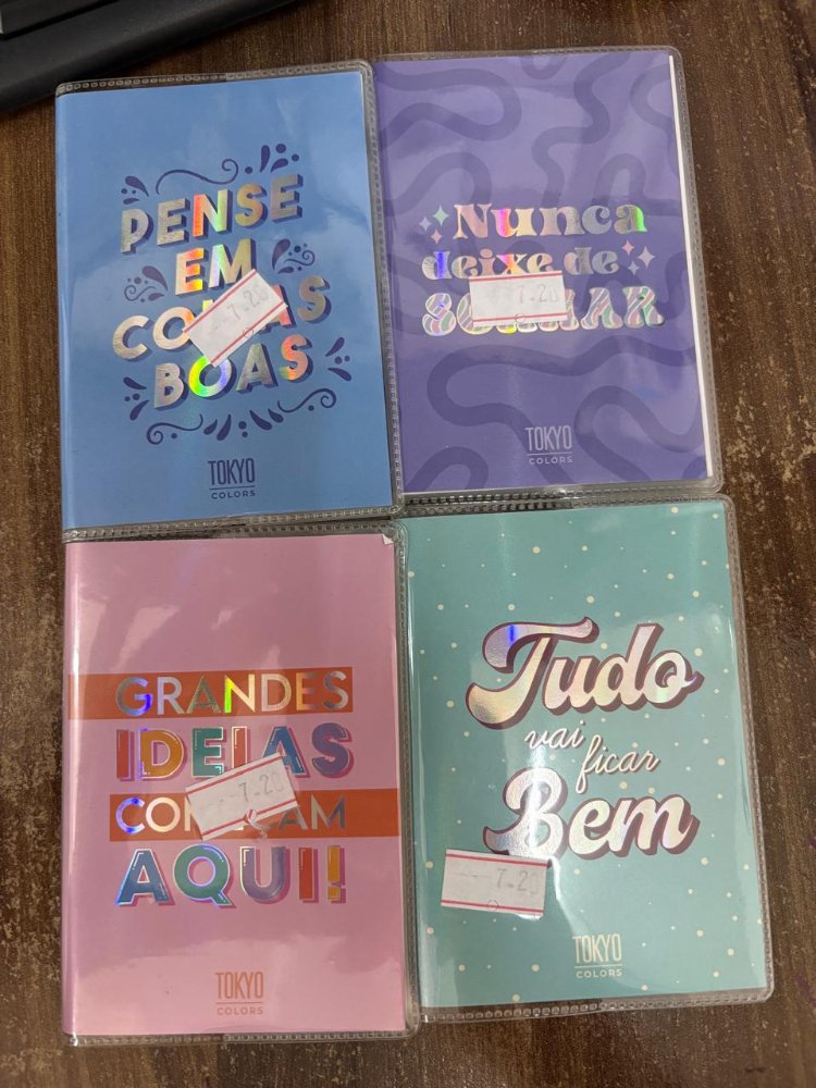 CADERNETA DE BOLSO TOKYO COLORS 68 FOLHAS