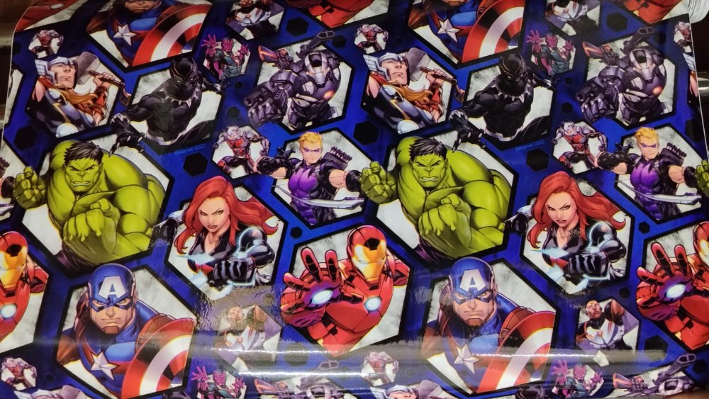 CONTACT AVENGES