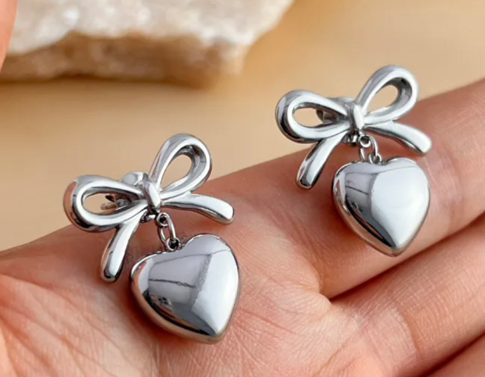 Plateado corazones
