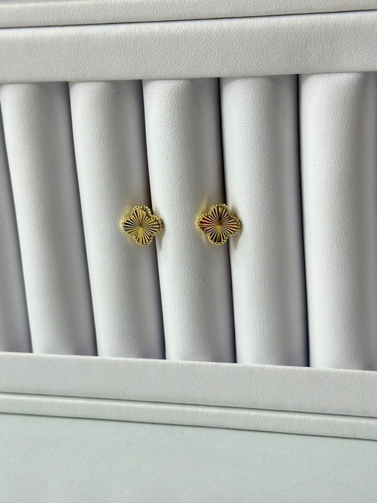 minimalista estilo van cleef