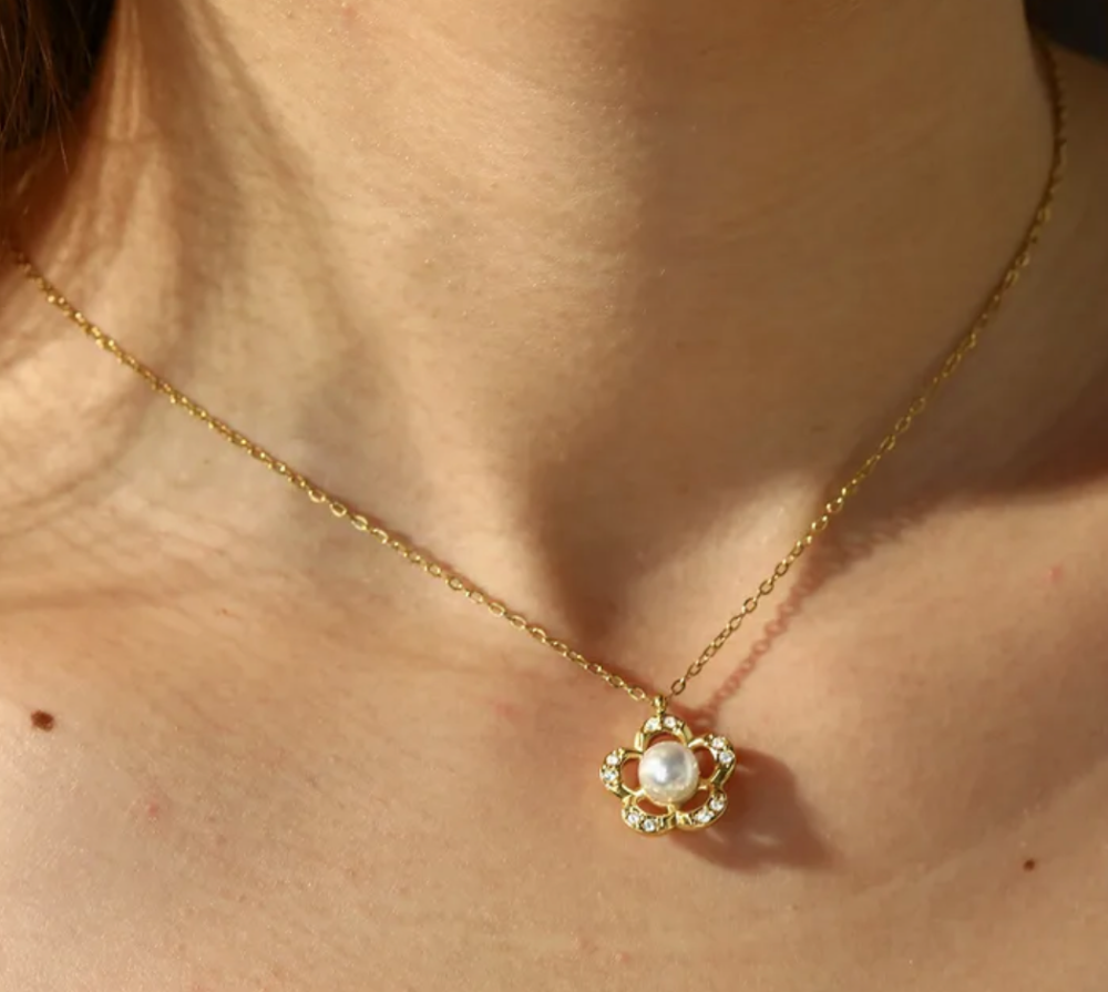 Cadena florcita perla