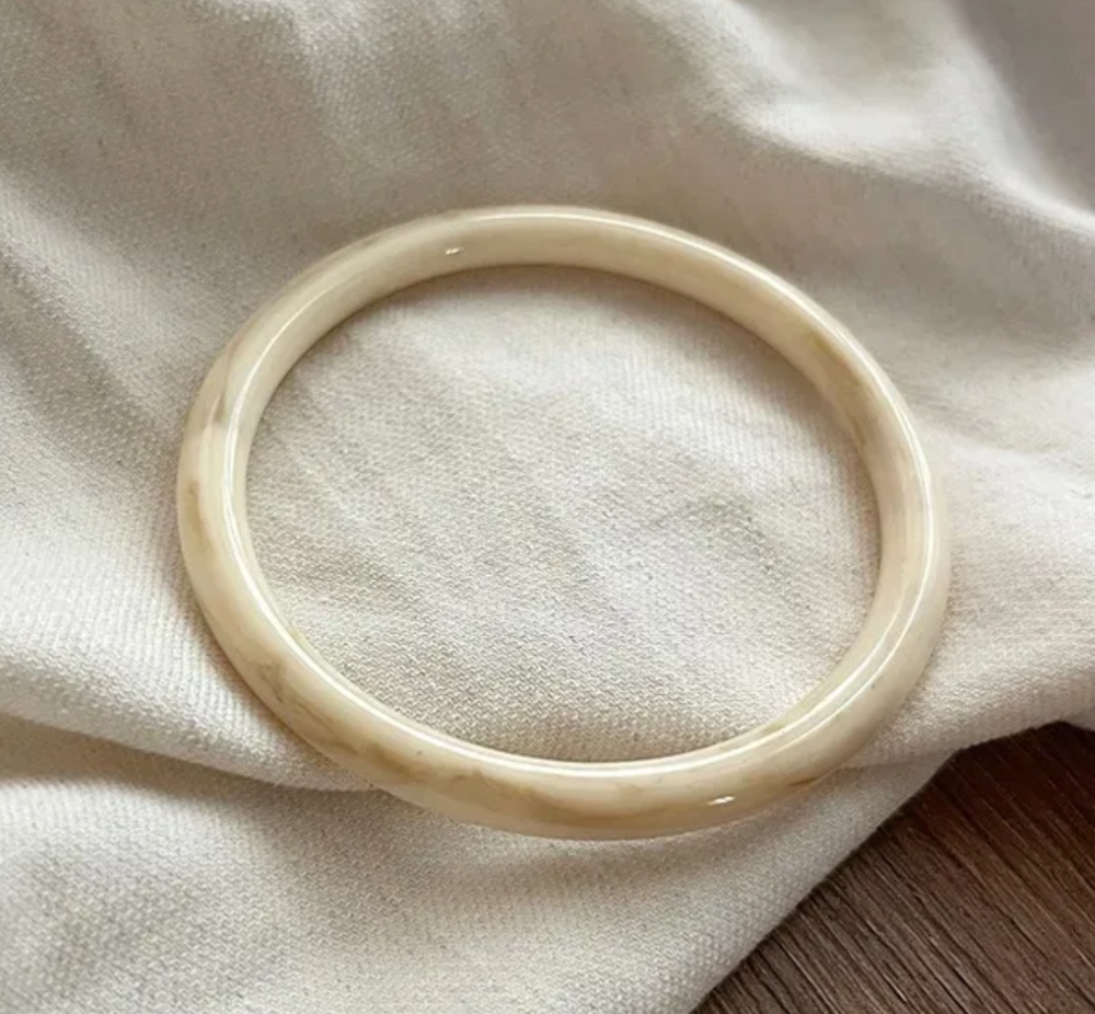 Acrilico delgado crema