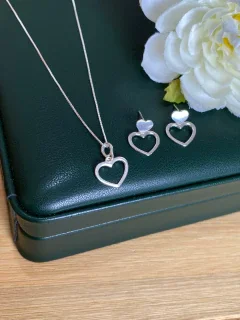 CONJUNTO CORAÇAO PENDURADO