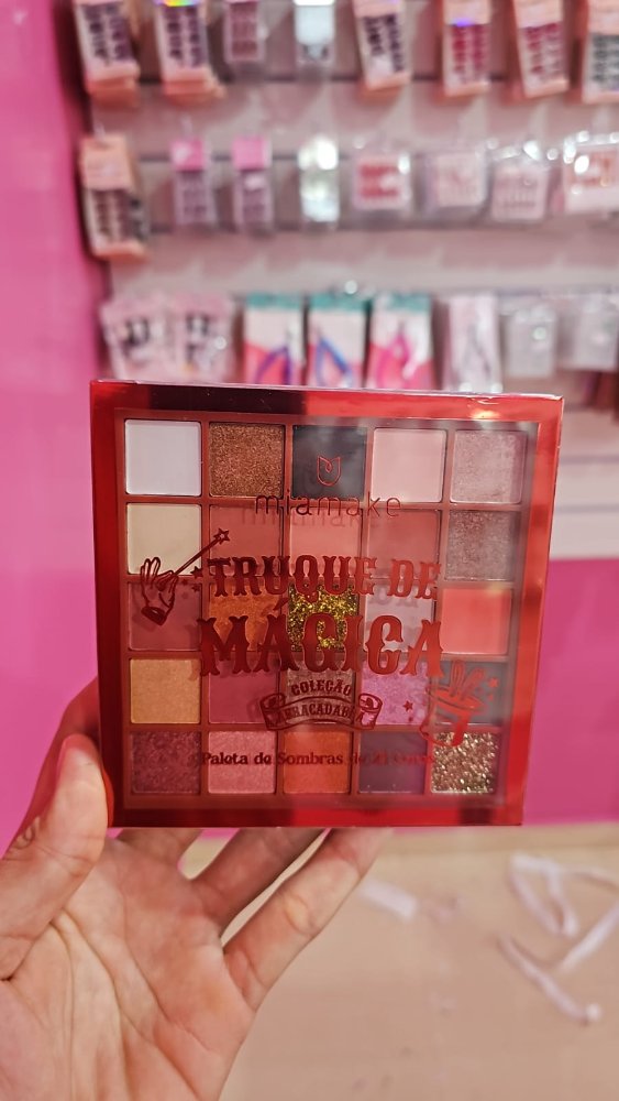 PALETA DE SOMBRAS  MIA MAKE TRUQUE DE MAGICA