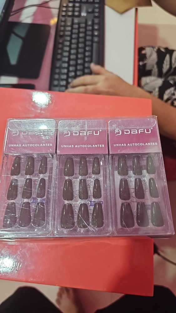 UNHAS AUTOCOLANTES DAFU DF -37