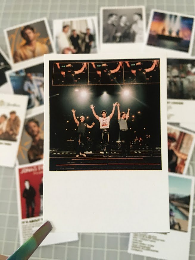 24 Mini Polaroids