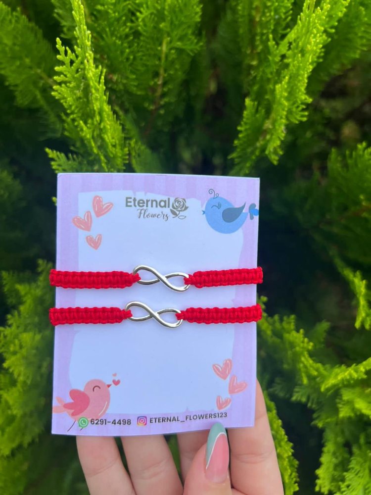pulsera tejida roja amistad pareja