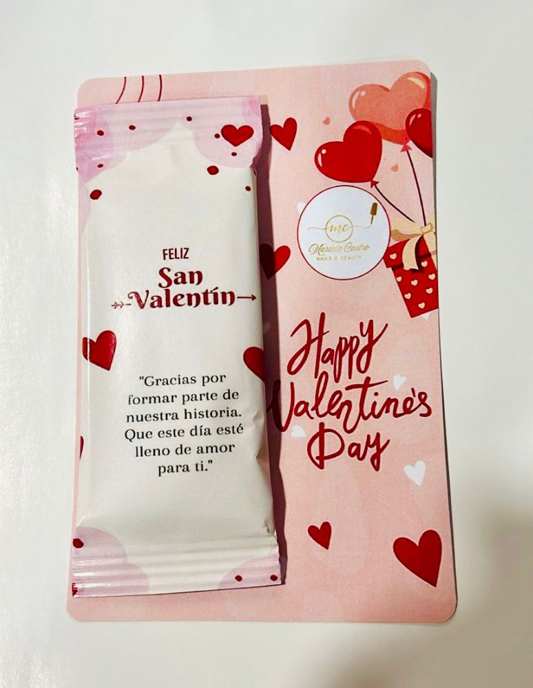Tarjeta personalizada con envoltura y chocolate nuss c/u