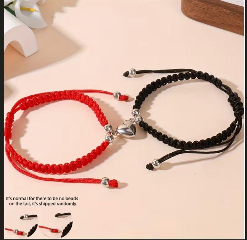 PULSERA  DE PAREJA CORAZON NEGRO Y ROJO