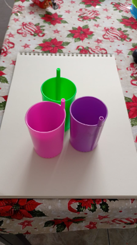 VASO CON POPOTE LISO, Mca: LUNA INYECCIONES