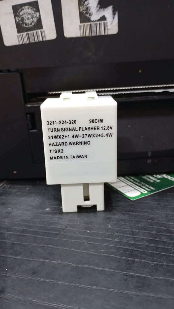 FLASH 12V 7C MAZDA BT-50 -MAZDA 6 05 FORD RANGER KTC