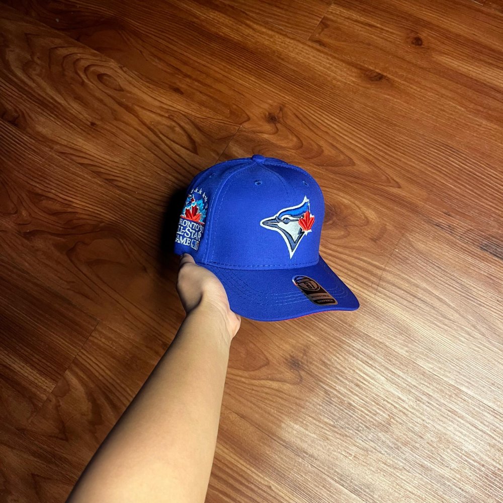 GORRA 33