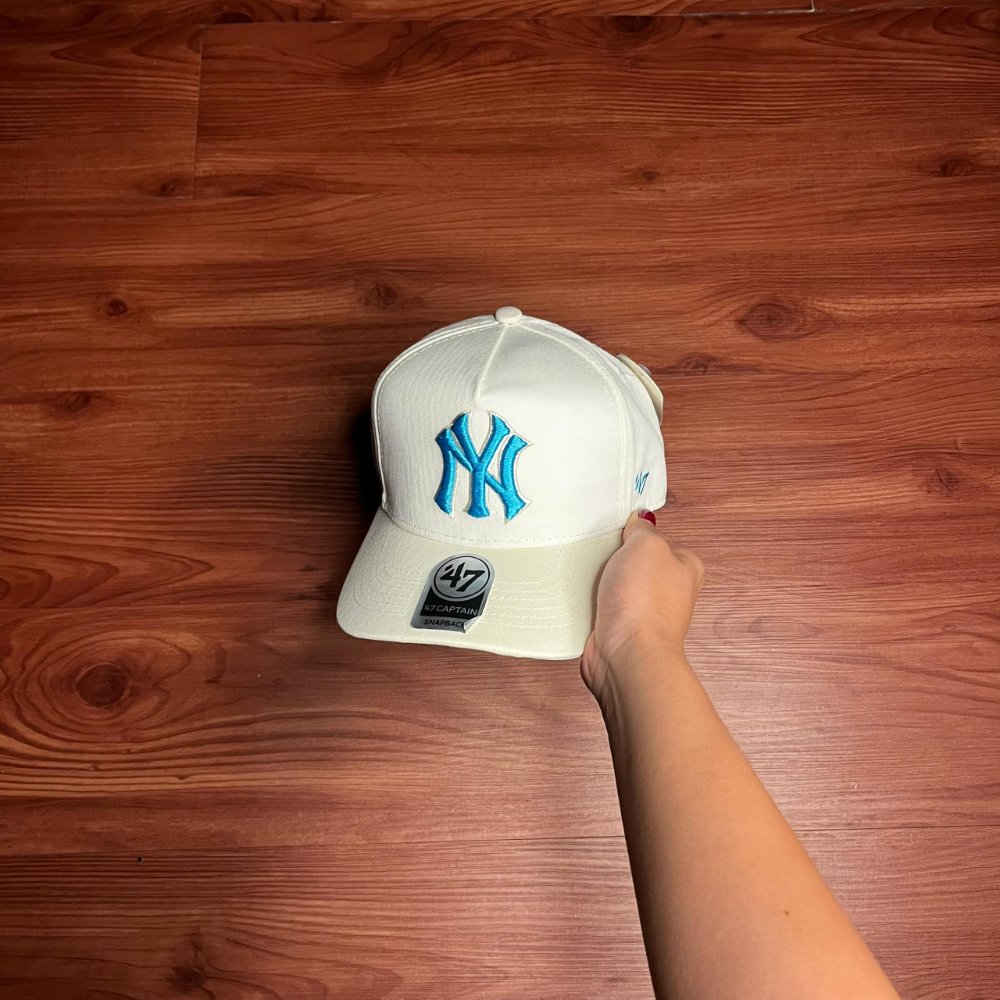 GORRA 73