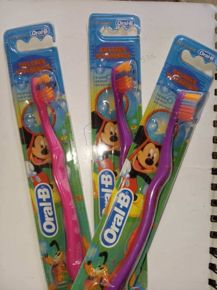 CEPILLO DENTAL ORAL B DE NIÑO POR UNIDAD