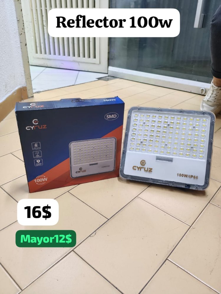 Reflector 100W Cyruz