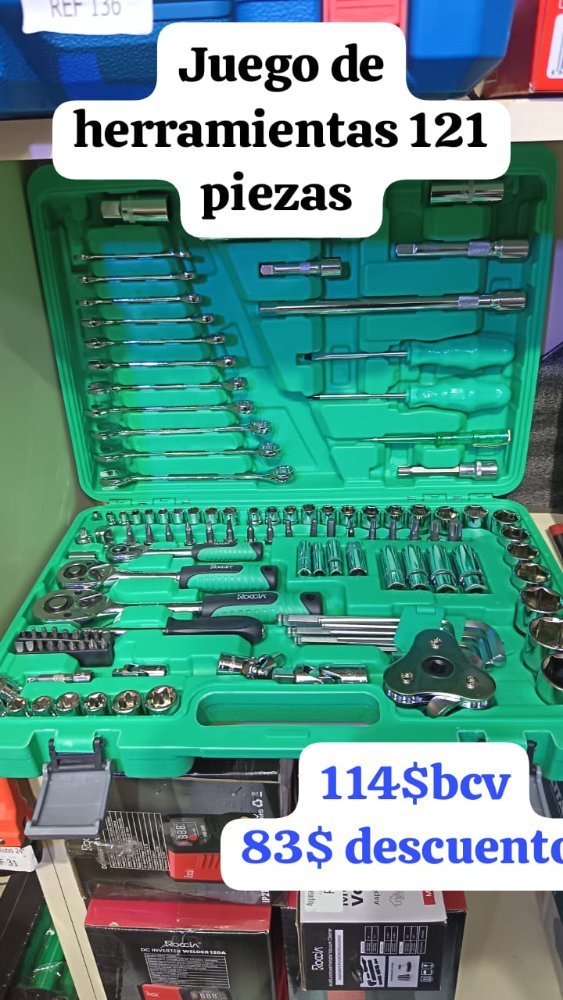 Juego de Rache y Herramientas Dados 1/2" 1/4" y 3/8" 121 Piezas Roccia