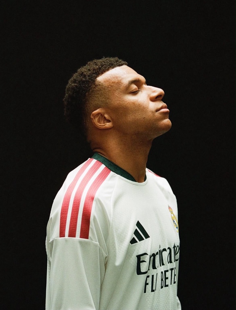 MBAPPE | UCL Camiseta hombre primera equipación 26/27 Real madrid / Manga larga - Edición Jugador