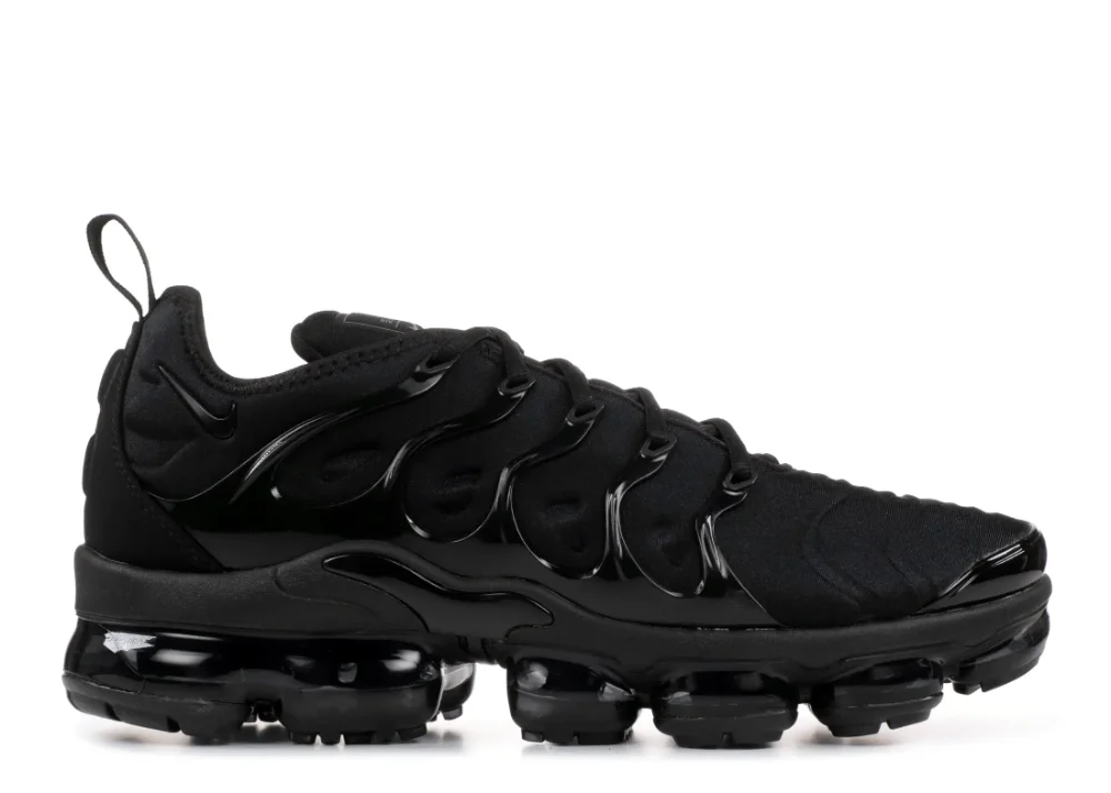 Air Vapor Max Plus Triple Black