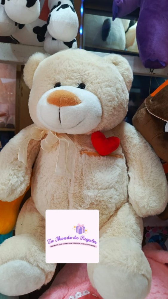 oso tira beso