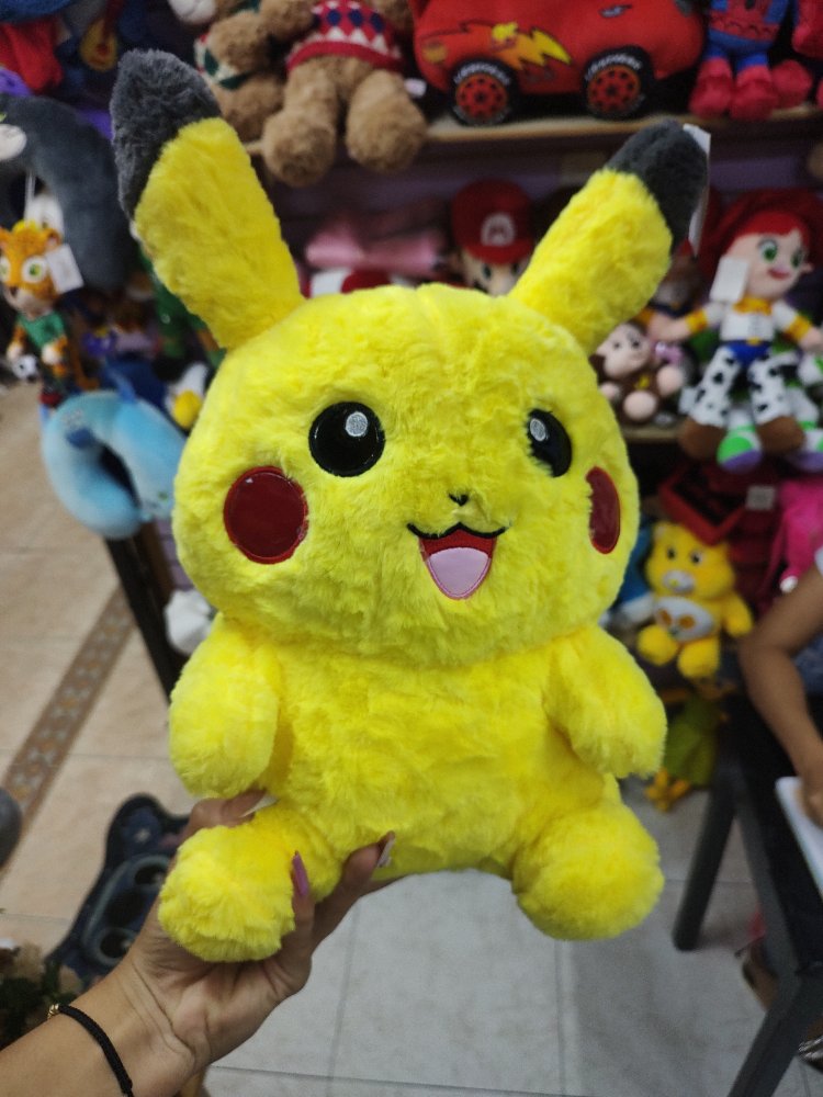 pikachu mediano