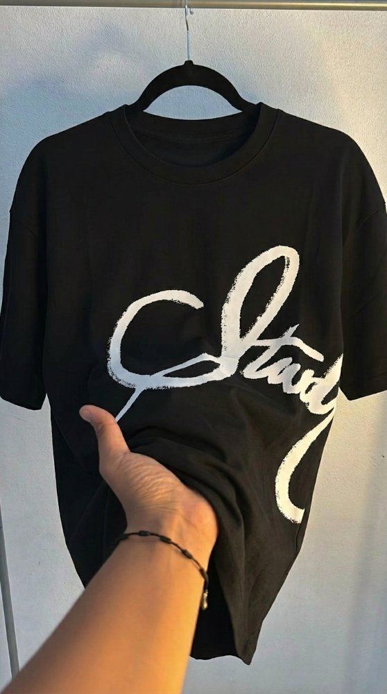 PLAYERA cuello redondo estampado en toda la playera
