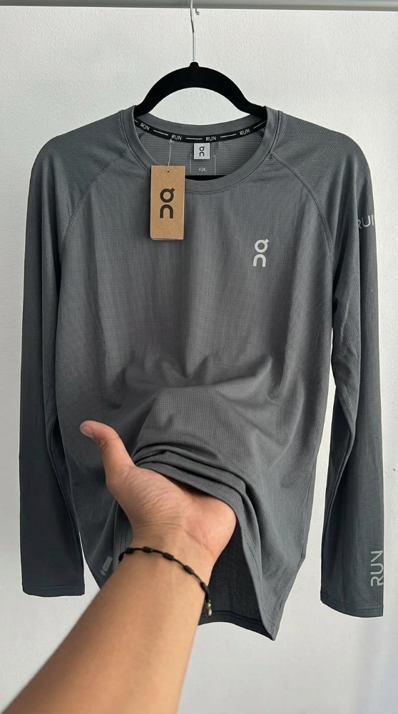 playera cuello redondo ON