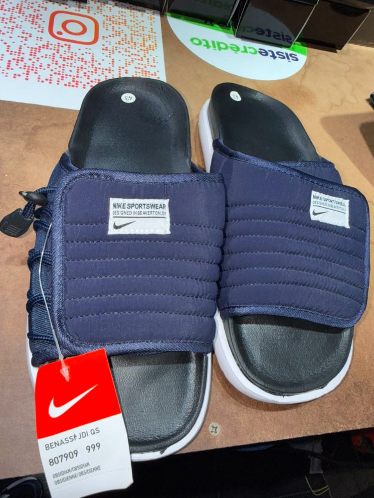 SANDALIA NIKE AZUNA AZUL