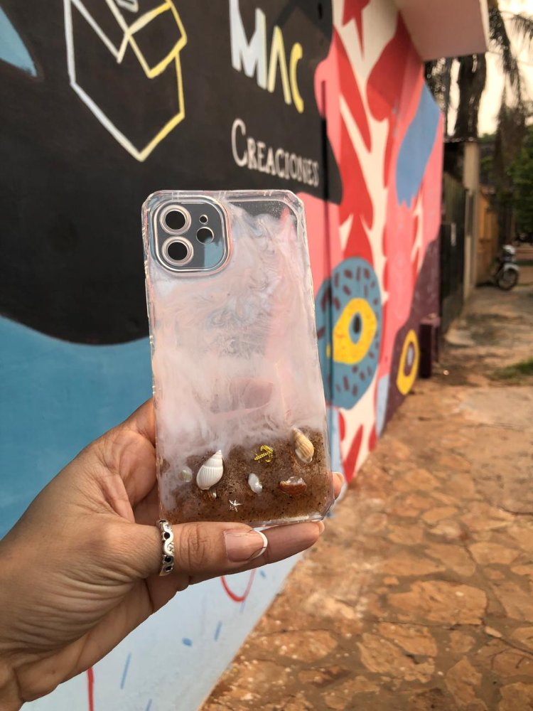 CASES PERSONALIZADOS CON RESINA