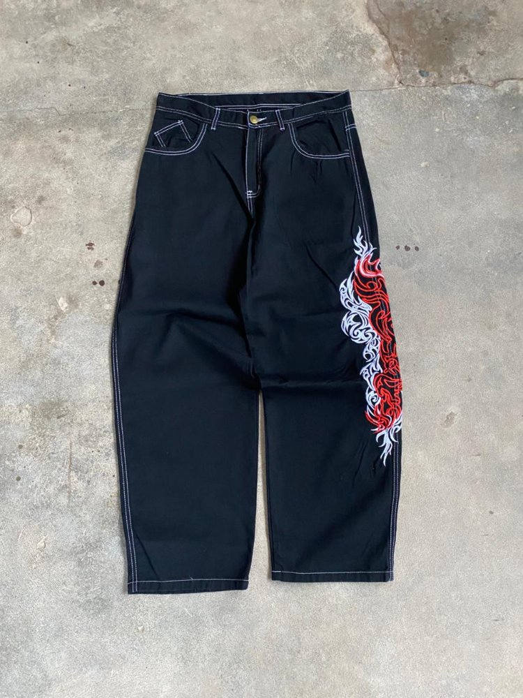 Baggy bordado negro