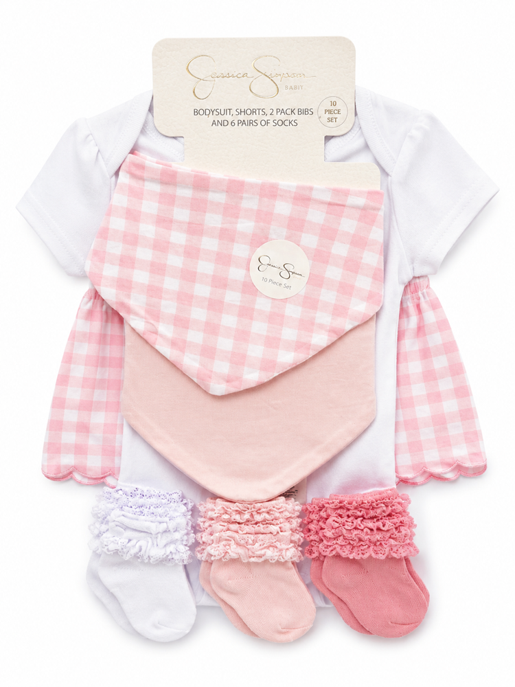 Body,short,babero y medias 6-9 meses