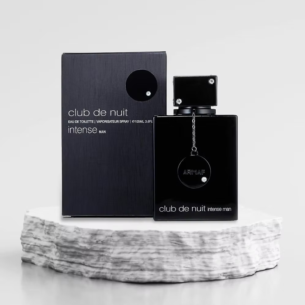 Club de nuit intense man