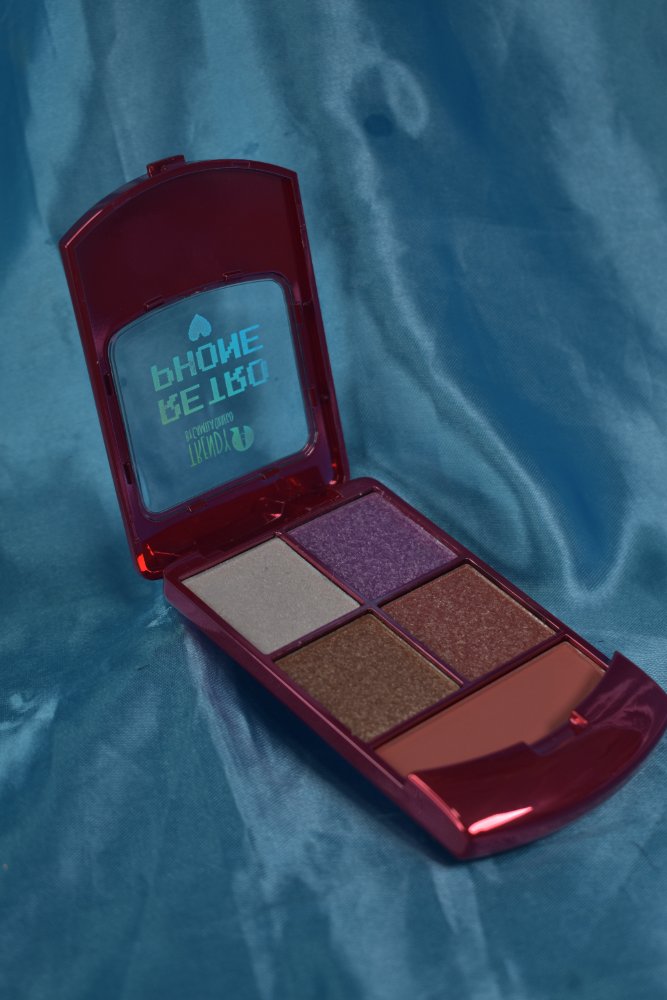 Sombra Retro Phone Trendy