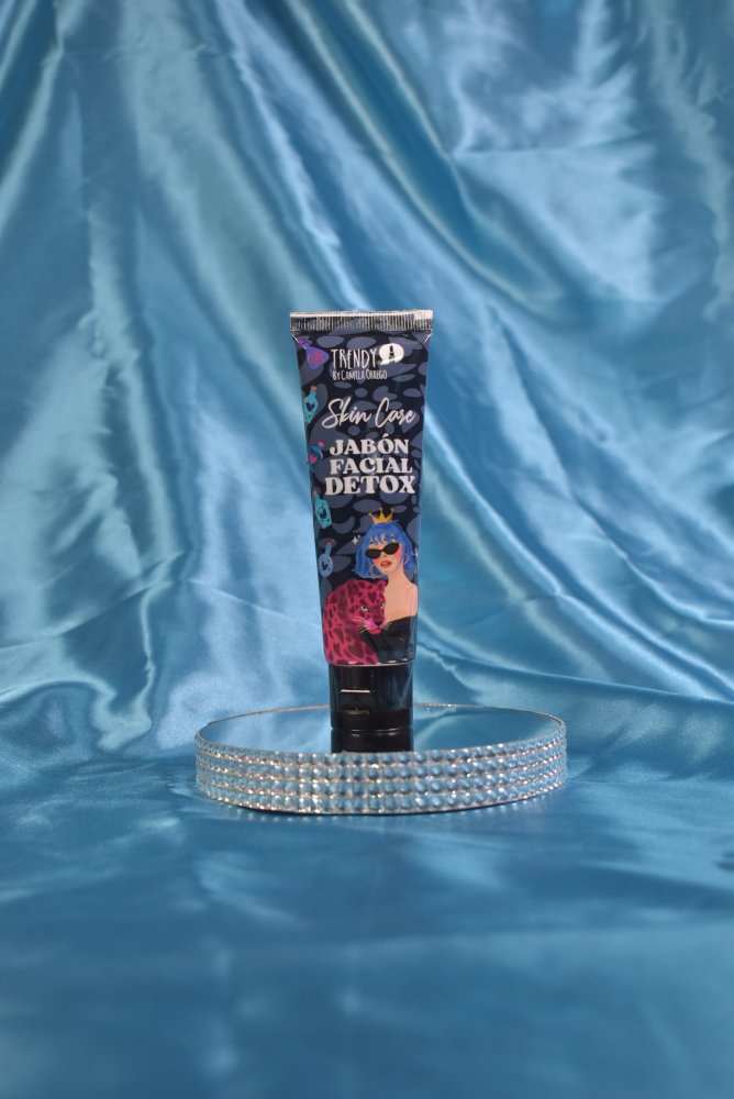 Jabon facial detox carbon activo Trendy