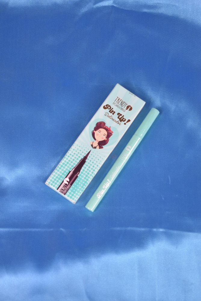 Delineador de ojos Pin Up Trendy