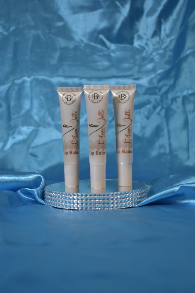 Bloom Latte Lip Blam