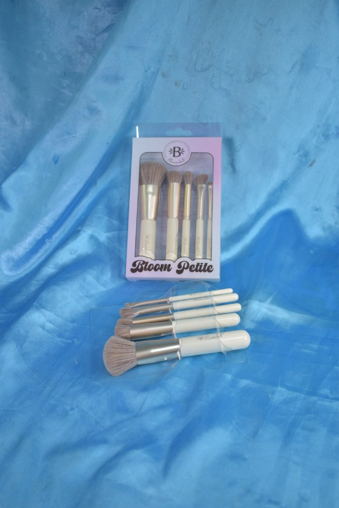 Kit De Brochas Bloom Petite Bloomshell