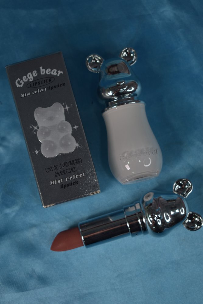 Labial en barra oso metalico gege bear
