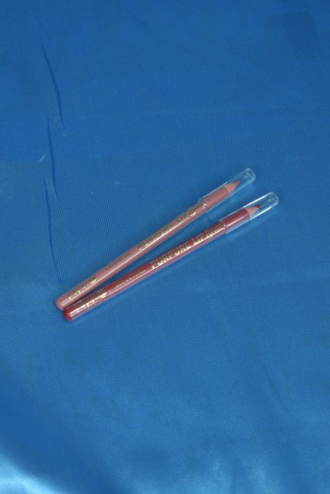 Lapiz De Labios Lipliner Purpure