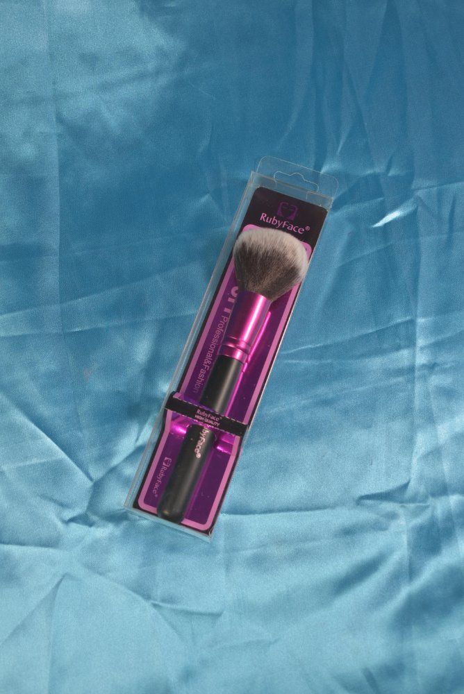 Brocha para Blush Negra/rosada Rubby Face
