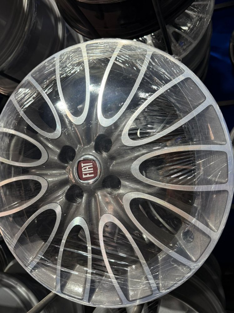 FIAT PALIO 16' VISON DIAMANTANDO