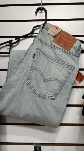 Pantalon levis hombre