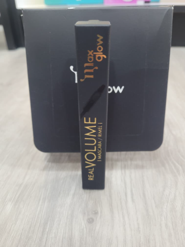 RIMEL REAL VOLUME MAXGLOW