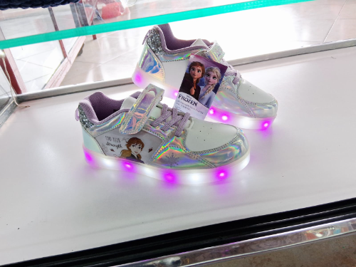 TENIS NIÑA FROZEN