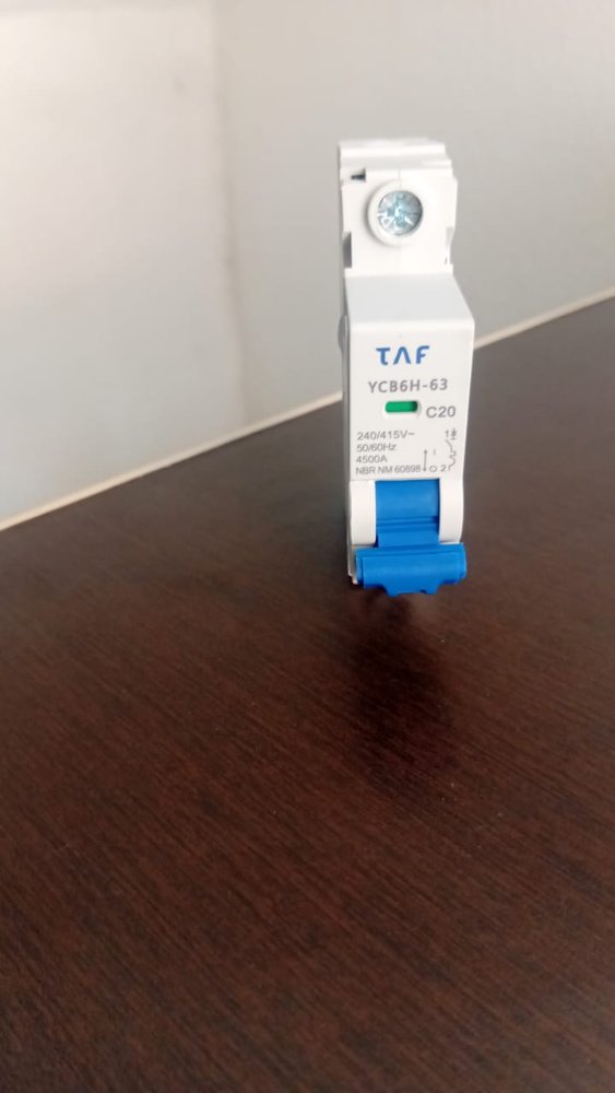 DISJUNTOR UNIPOLAR 20A CV-C TAF