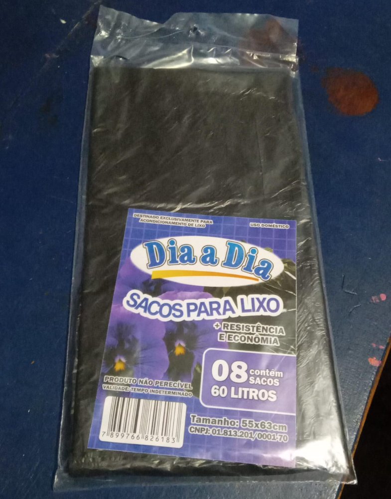 Saco Plástico Para Lixo com 08 Und 60 Litros Dia a Dia