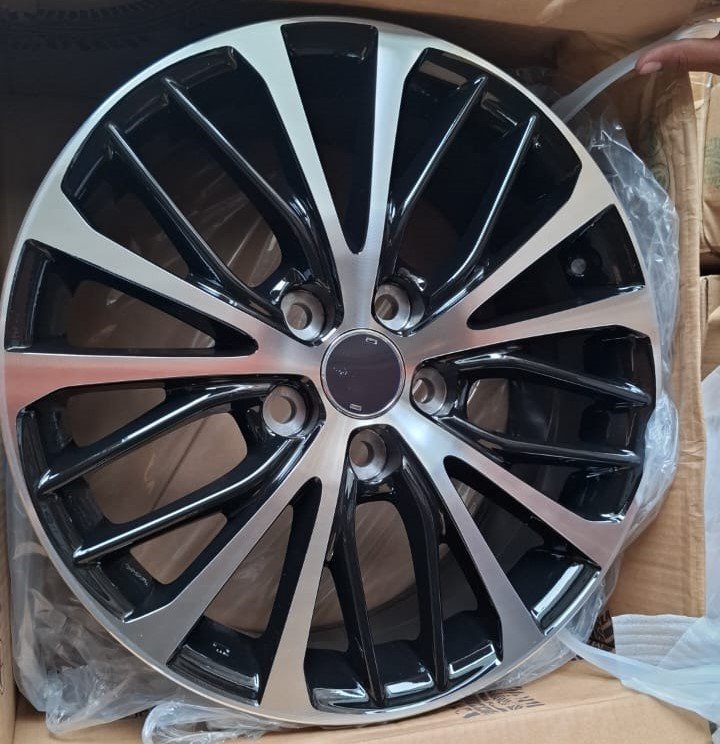 RIN BL887 5HX114.3 TOYOTA COROLA/CAMRY/ YARIS JUEGO