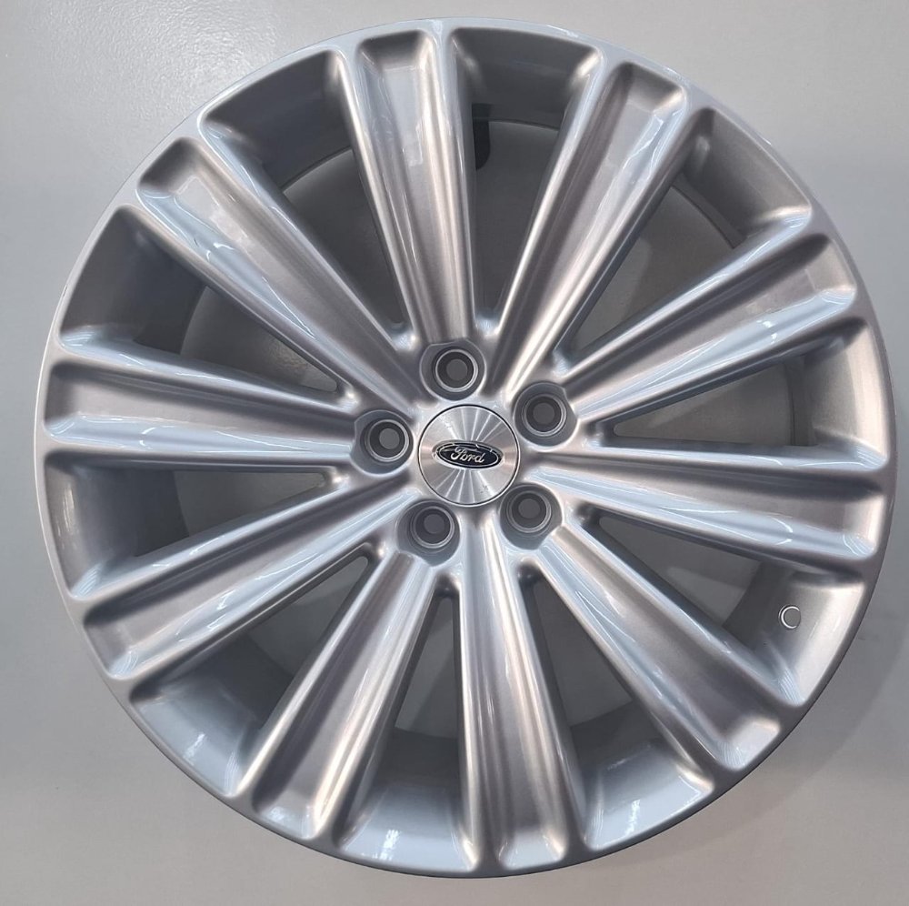 RIN BL5542 R20 5H M114.30 SILVER FACE FORD EXPLORER