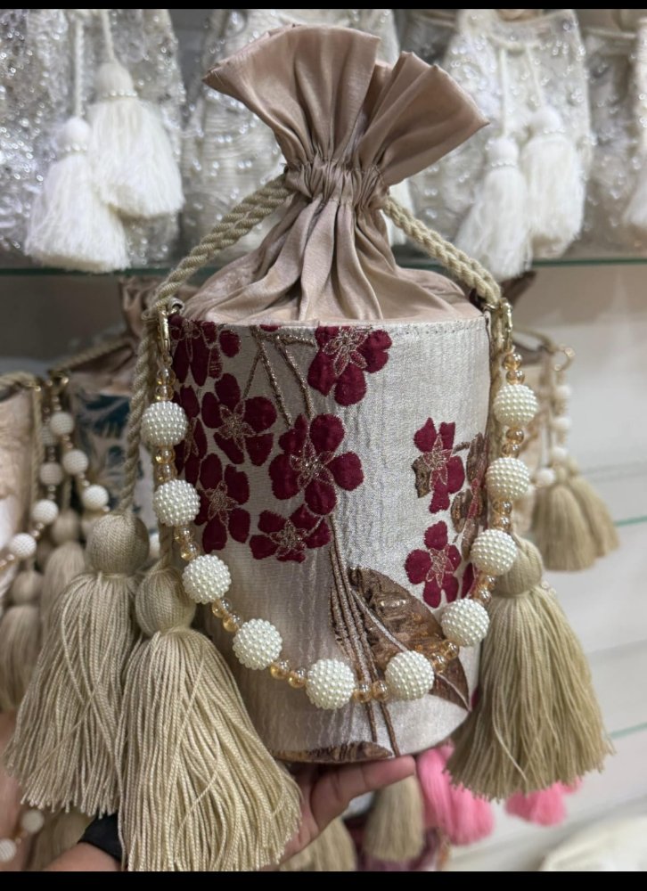 Bolso Estilo Cilindro