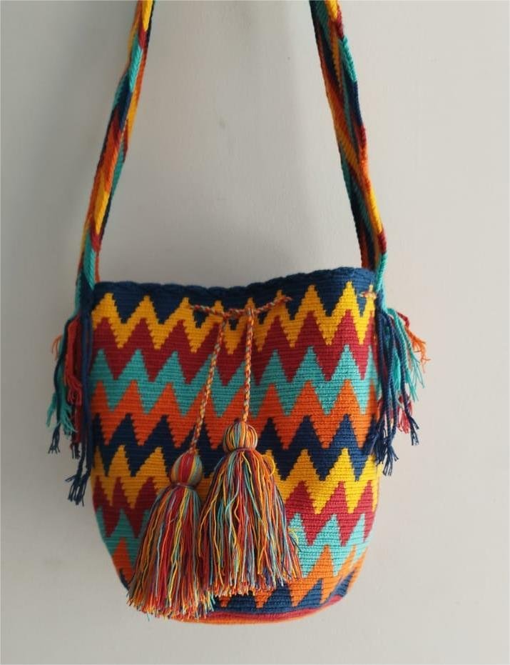 Mochila Wayuu grande con diseño