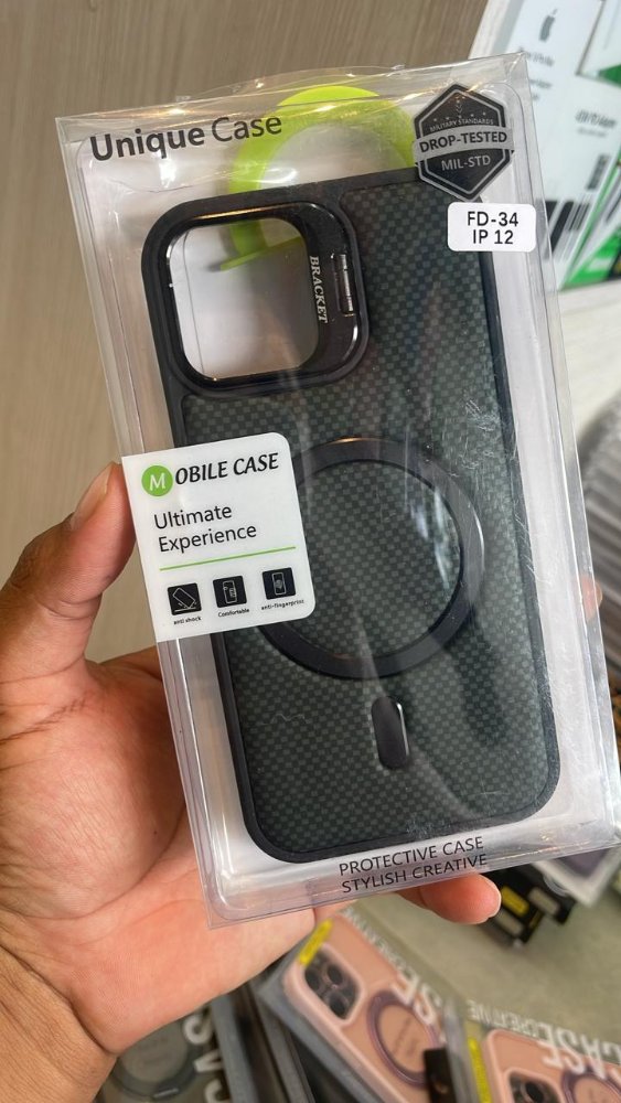 ESTUCHE DE CUERO HOMBRE 105